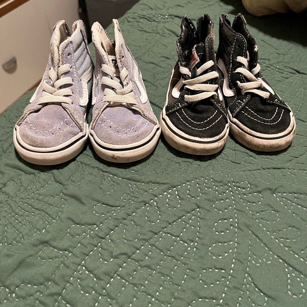 Toddler high-top Vans sneakers Black and light blue